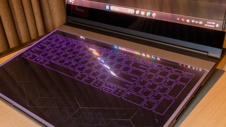 تعبیر آینده؟ نگاهی به لپ تاپ شفاف و باورنکردنی لنوو، “پروژه کریستال”