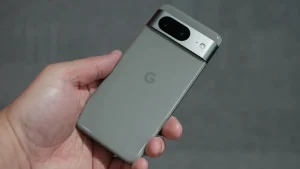 گوگل تسلیم خواست کاربران شد و هوش مصنوعي جميني نانو را براي پيکسل 8 عرضه می کند