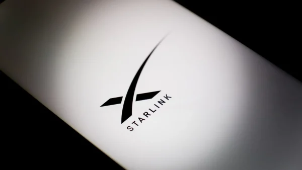 اسپیس‌اکس برای پیروی از قوانین "شنود قانونی" در سیستم سلولار استارلینک آماده می‌شود