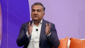 آموزش هوش مصنوعی سورا با ویدیوهای یوتیوب