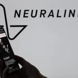 شرکت Neuralink بدنبال کاشت تراشه مغزی در دومین بیمار انسانی