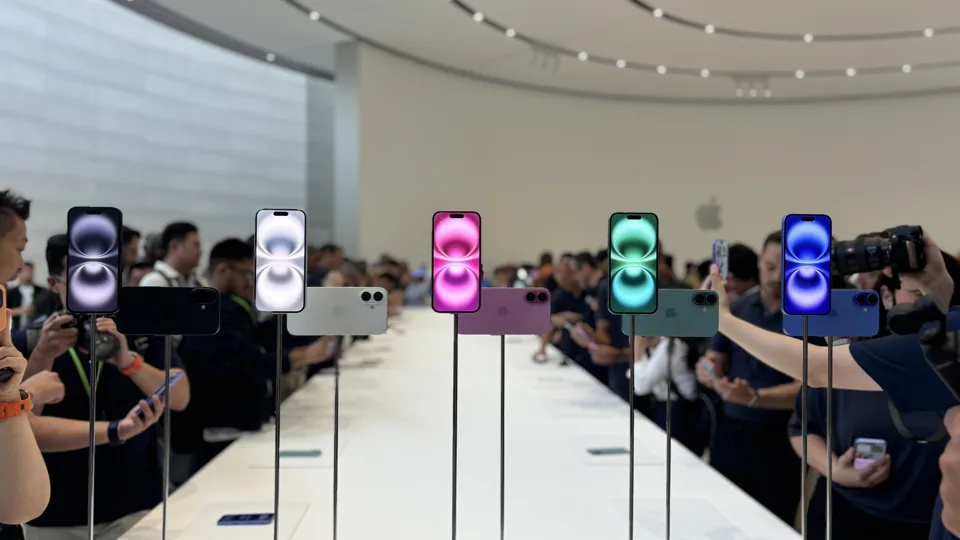 رنگبندی آیفون 16