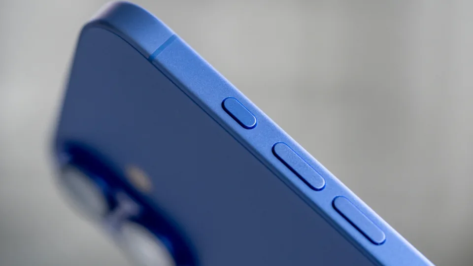 اپل آیفون 16