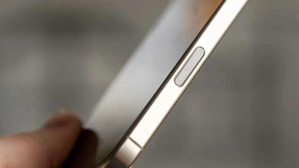 طراحی اپل آیفون 16 پرو مکس