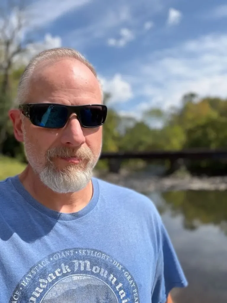 دوربین سلفی Apple iPhone 17